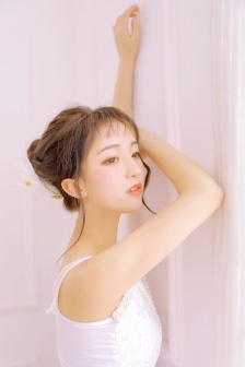 和僧侣的交行之夜樱花